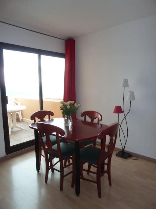 Location Vue Mer Du Samedi Au Samedi, Clim, Parking, Piscine, Plage กูลิอูร์ ภายนอก รูปภาพ